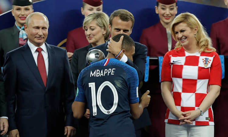 Chung kết Pháp 4-2 Croatia: Chia tay với đầy khoảnh khắc để nhớ - Bóng Đá