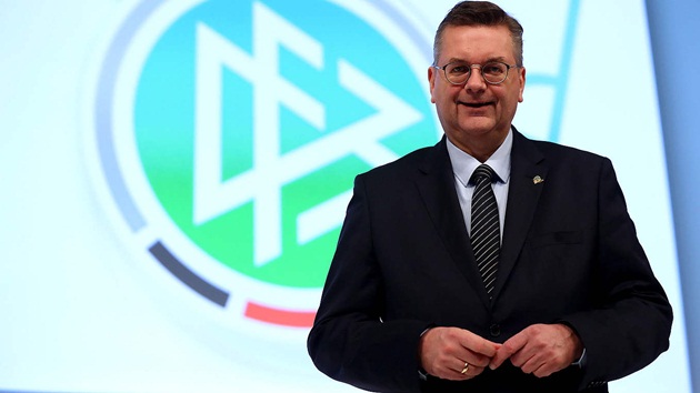 Quan chức Đức thừa nhận sai lầm trong scandal với Ozil - Bóng Đá