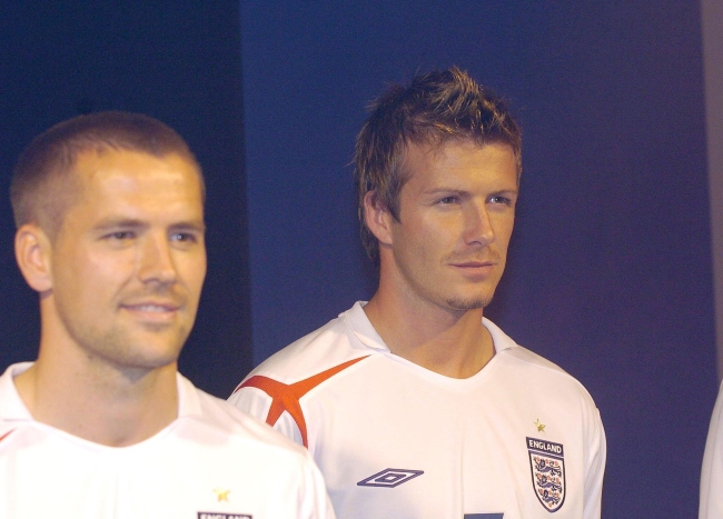 Owen từng rất ghét Beckham - Bóng Đá