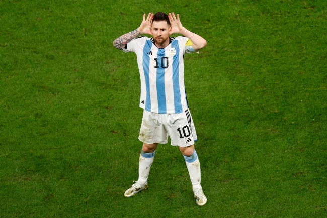 Messi tự nhận mình là 'kẻ ngốc' - Bóng Đá