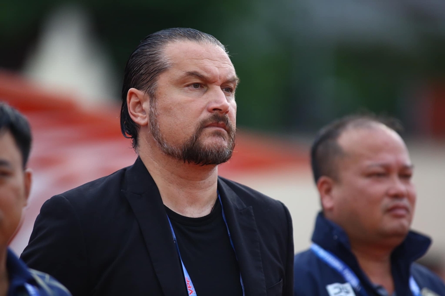 HLV Popov nói thẳng về chuyện vô địch V-League - Bóng Đá