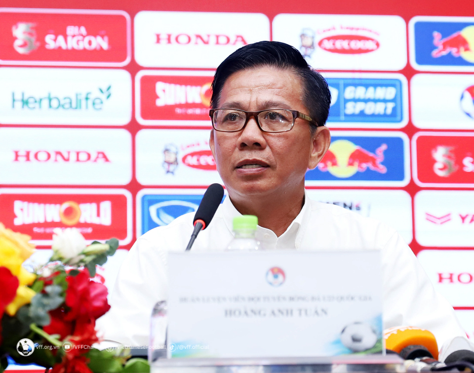Thay Troussier, HLV Hoàng Anh Tuấn nói thẳng 1 lời về U23 Việt Nam - Bóng Đá
