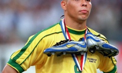 Tại sao Brazil thảm bại trước Pháp ở CK World Cup 1998?