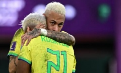 Đàn em bị lăng mạ, Neymar phản ứng đanh thép